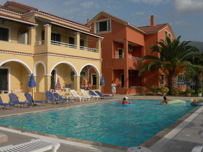 Katerina Pool Apartments Acharavi  Esterno foto